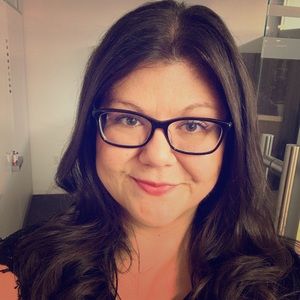 Meet your Posher, Cristina